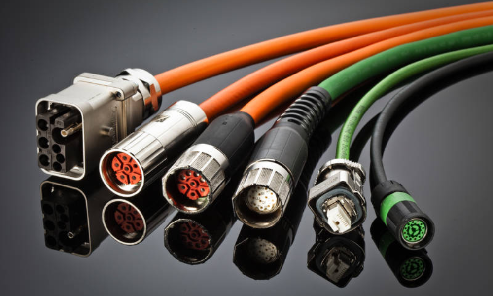 استفاده از کابلهای ضدآب در محیطهای مرطوب و صنعتی